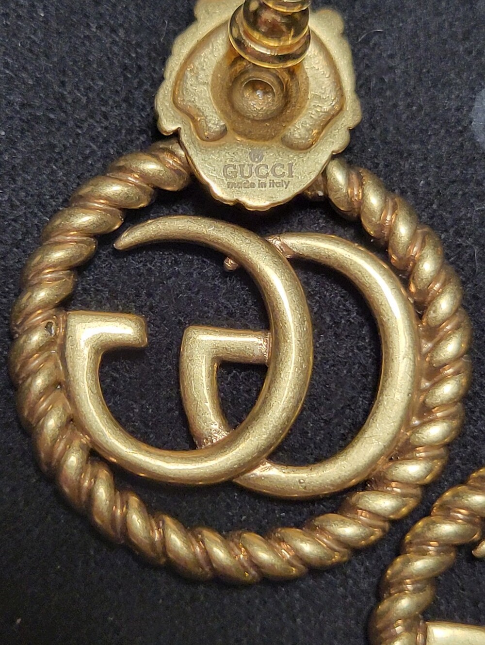 Gucci Gold-Tone Lion Head & Interlocking G Hoop Drop Earrings Vintage - Picture 7 of 9